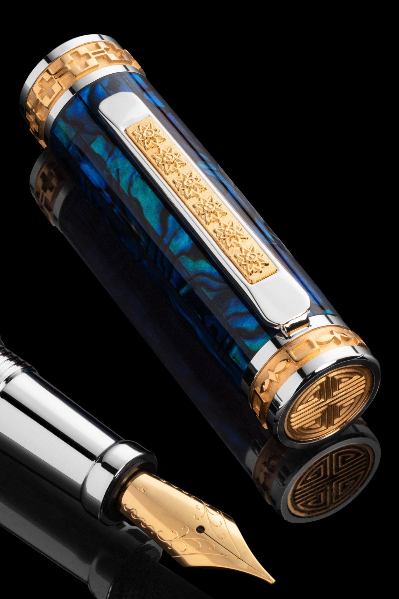 Closer LUXE Sapphire Abalone Shell Fountain Pen