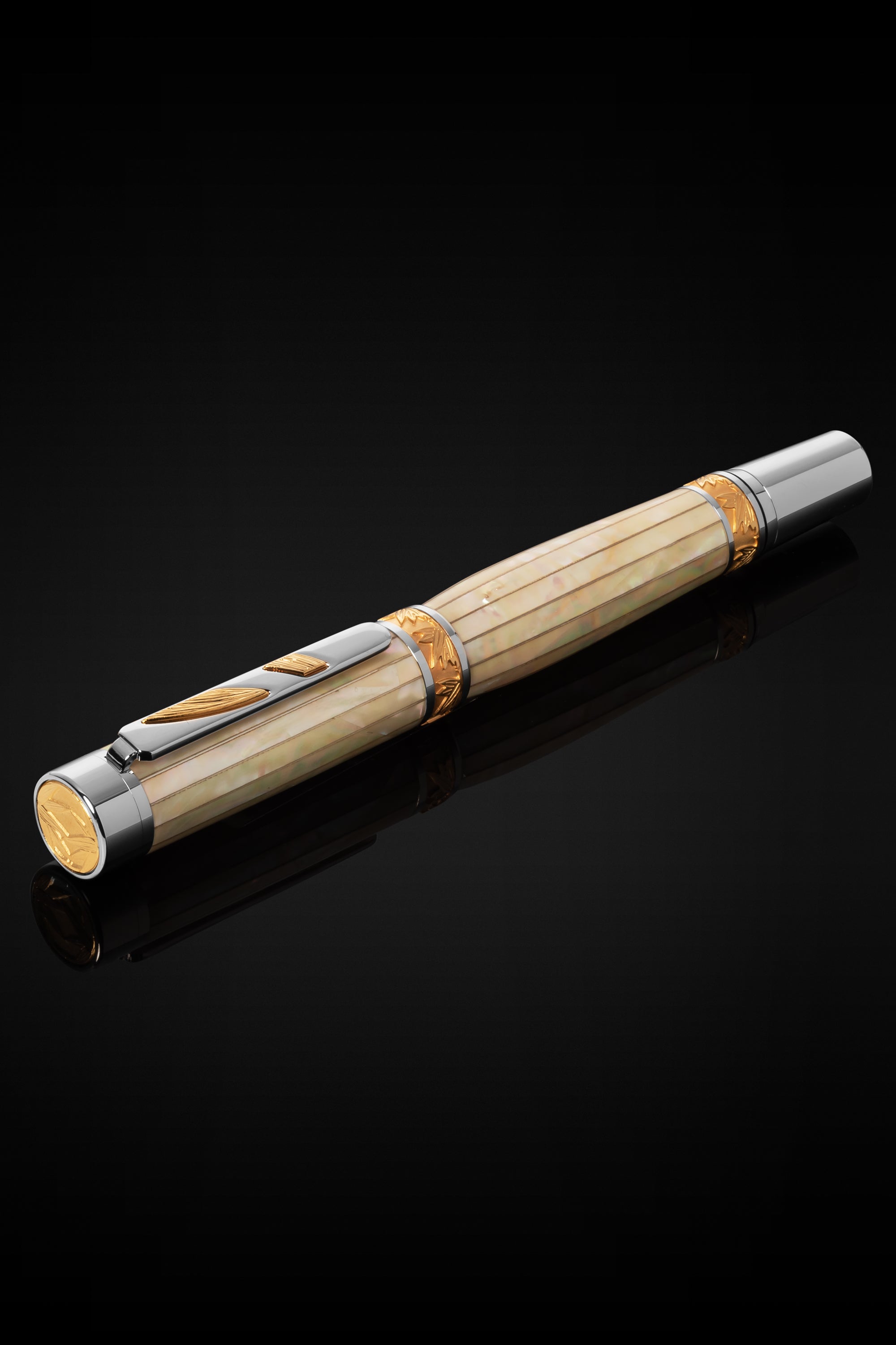 Men's Pen | Pitchman Rainmaker LUXE White MOP Fountain Pen